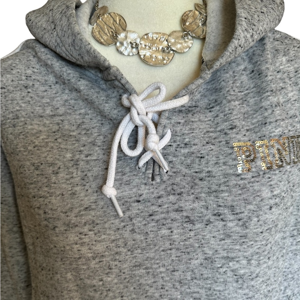🤩 VS Sequin Logo & Roses Hoodie Sweatshirt - Picture 9 of 10